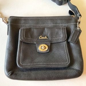 Cute Coach Leather Cross-Body Bag - Vintage!